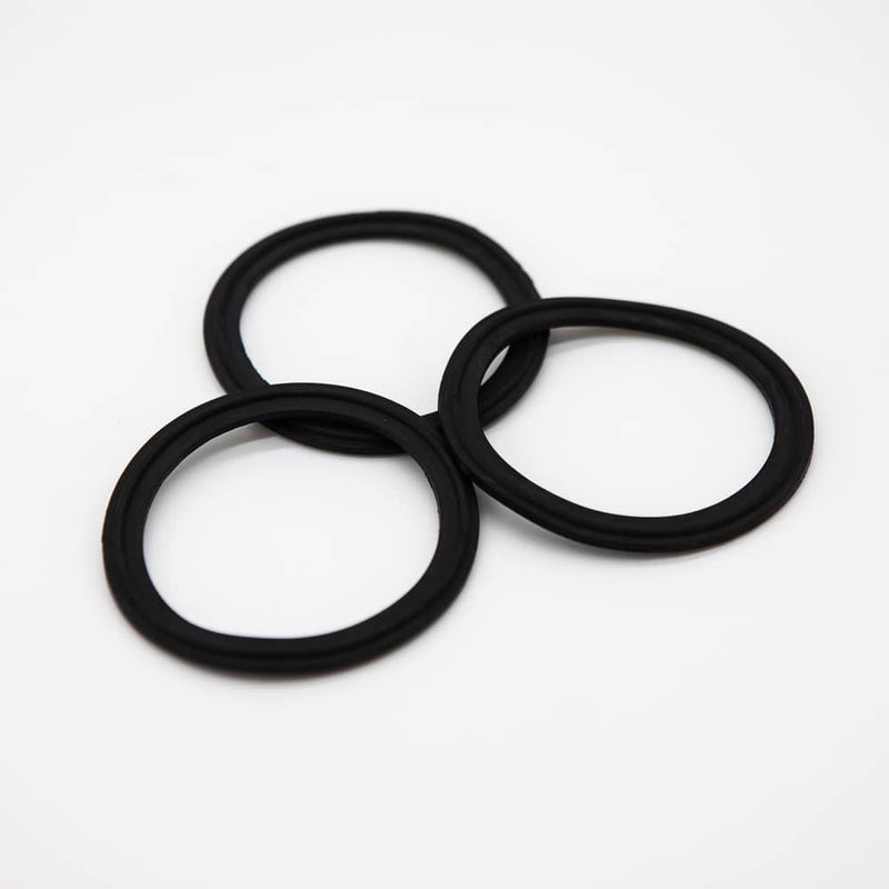 Black EPDM gasket for a two and a half inch tri-clamp connection. Group of Three. Photo Credit: TCfittings.com