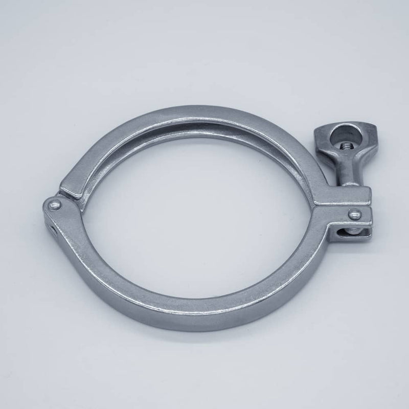 304 Stainless Steel 4 inch heavy duty Tri-Clamp. Angled view. Photo Credit: TCfittings.com